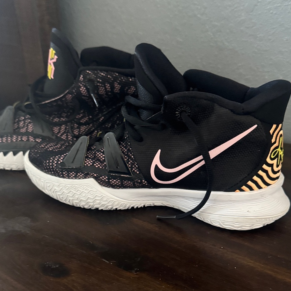 Nike Kids Black and Pink High-Top Sneakers